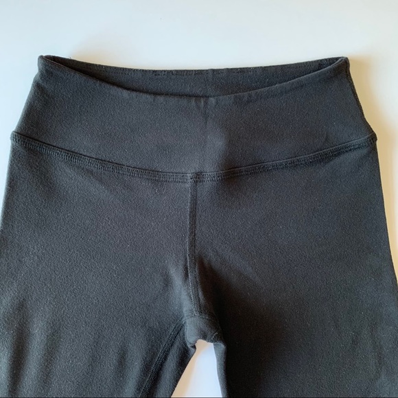 ♡ Beyond Yoga Capri Leggings - Picture 5 of 7